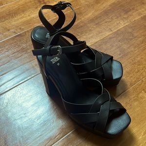 ZARA black platform heel sandals NEW